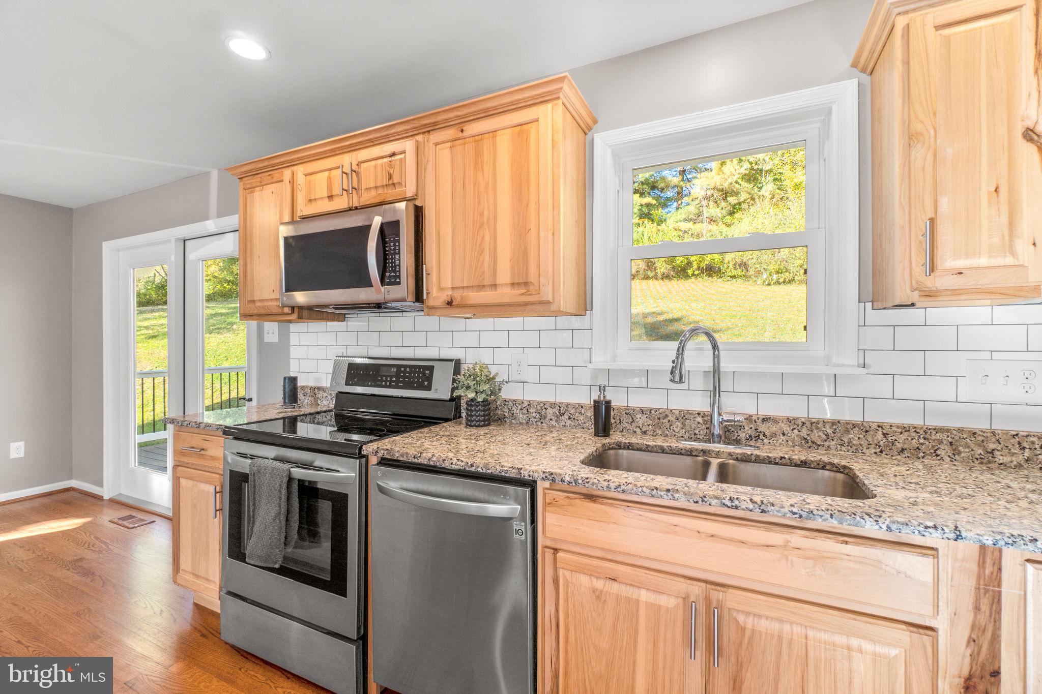 WALNUT HILL - Residential