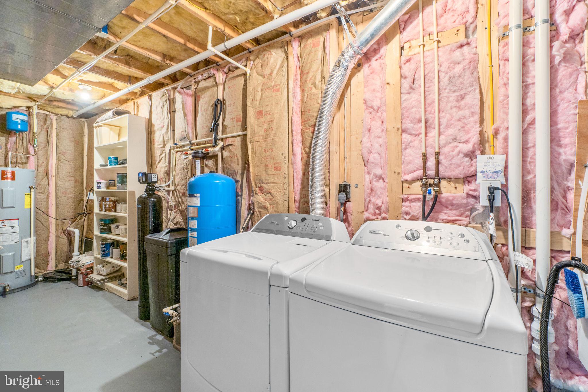 WALNUT HILL - Residential