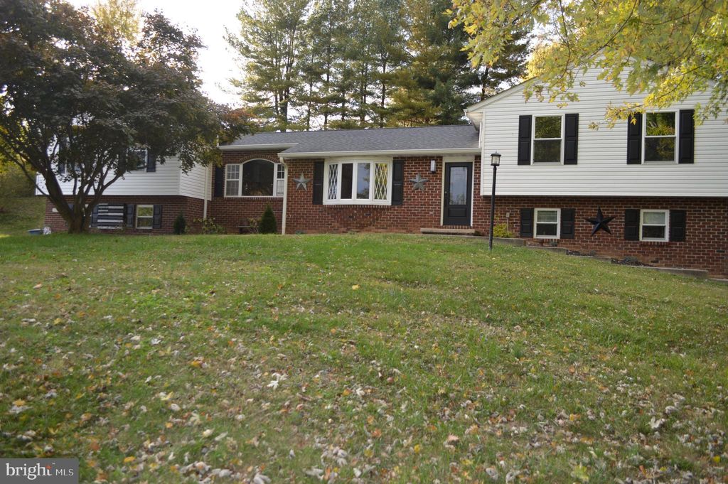 Photo of 1414 Old New Windsor Road, NEW WINDSOR, MD 21776 (MLS # MDCR2030896)