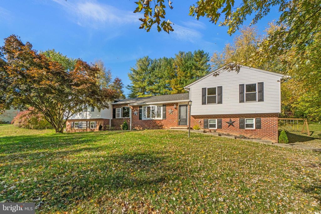 Photo of 1414 Old New Windsor Road, NEW WINDSOR, MD 21776 (MLS # MDCR2030896)