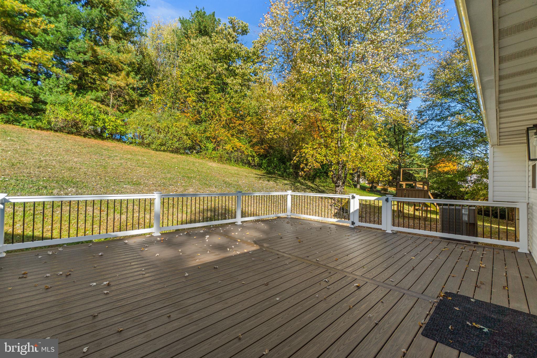 WALNUT HILL - Residential