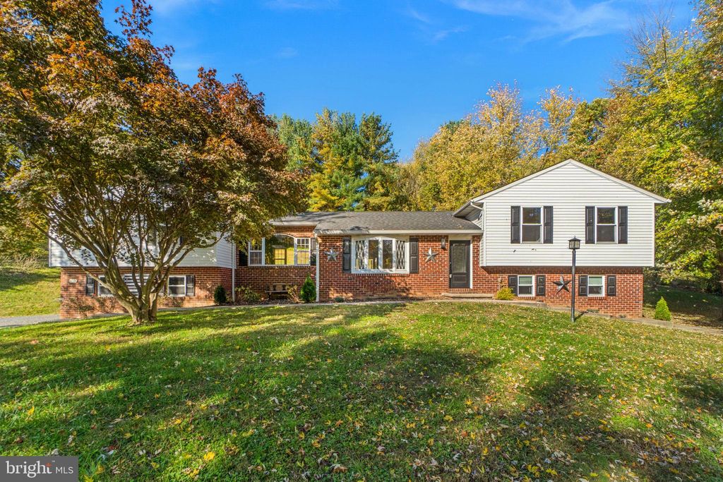 Photo of 1414 Old New Windsor Road, NEW WINDSOR, MD 21776 (MLS # MDCR2030896)