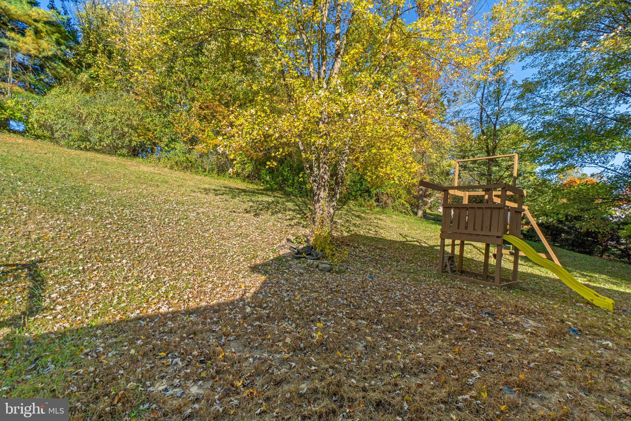 WALNUT HILL - Residential