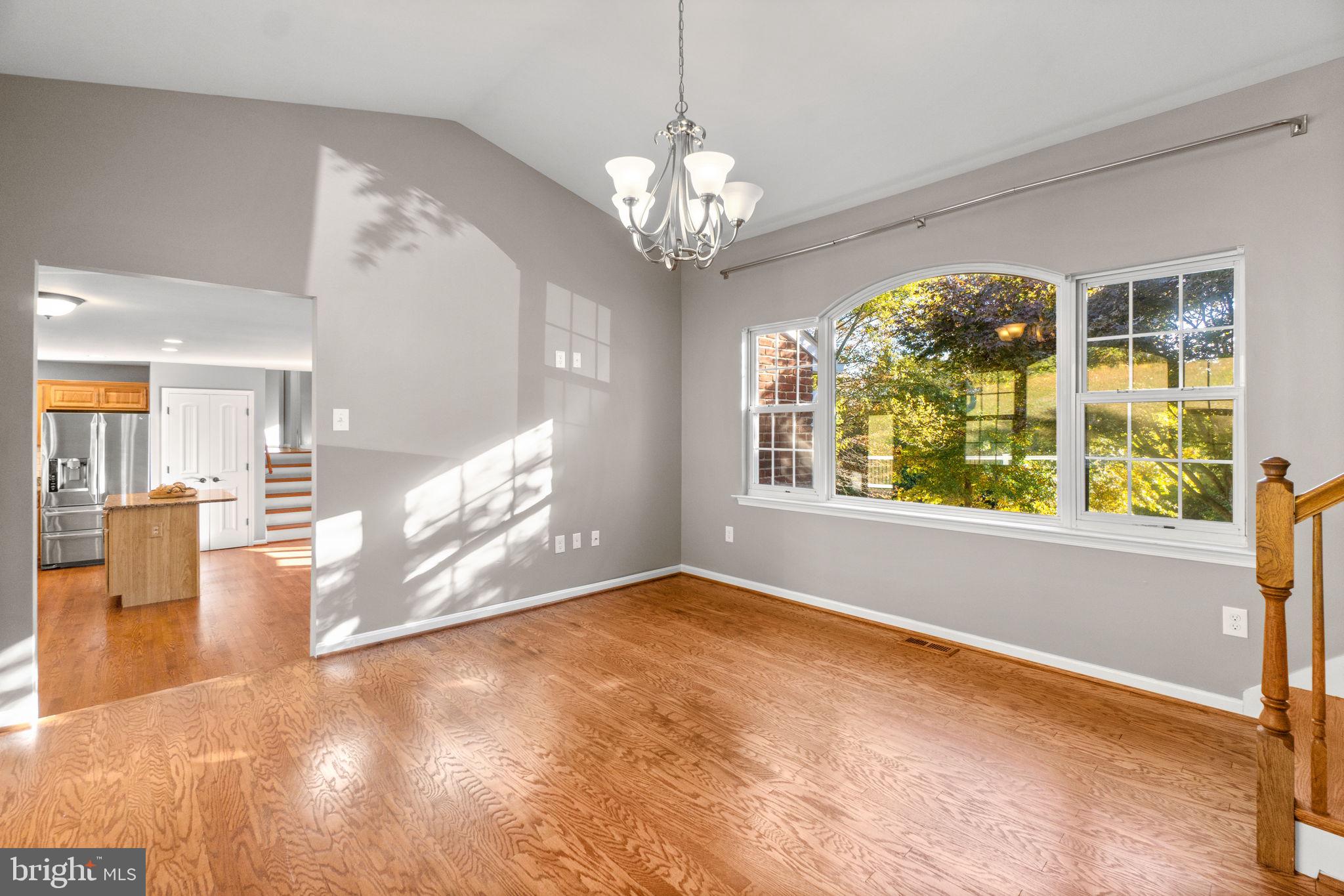 WALNUT HILL - Residential