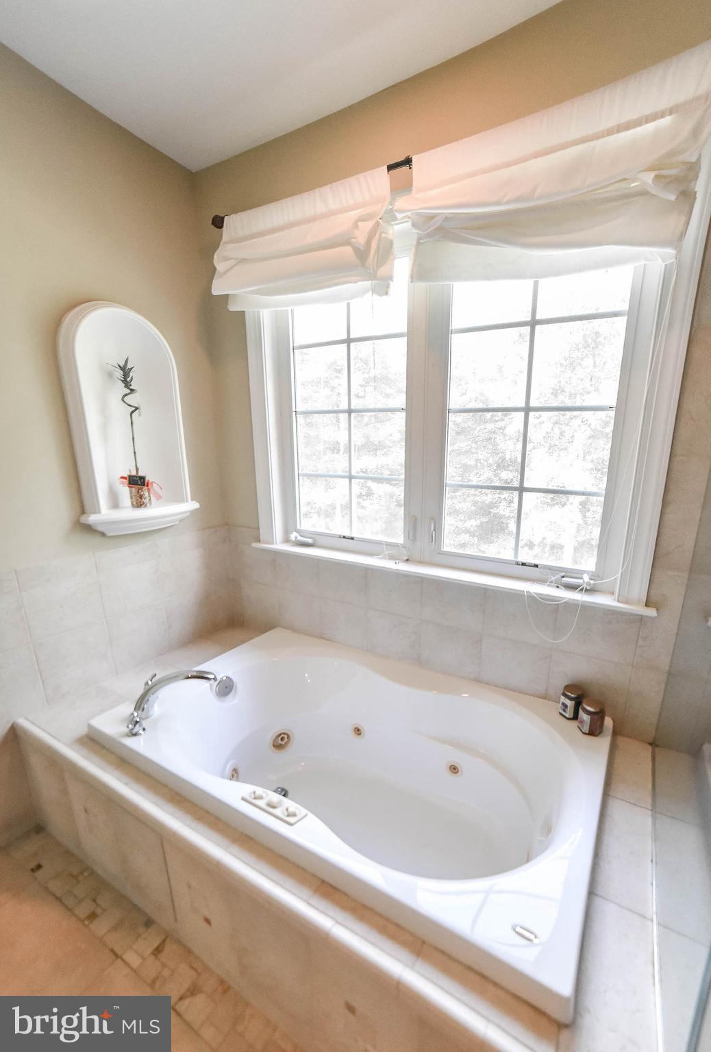 LEACHBURG - Residential