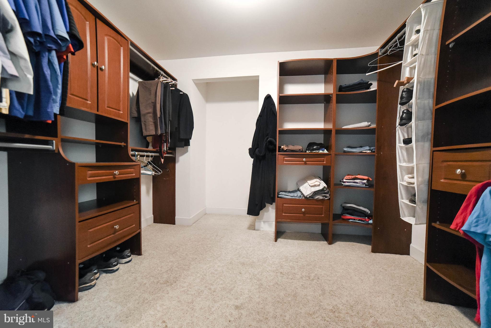 LEACHBURG - Residential