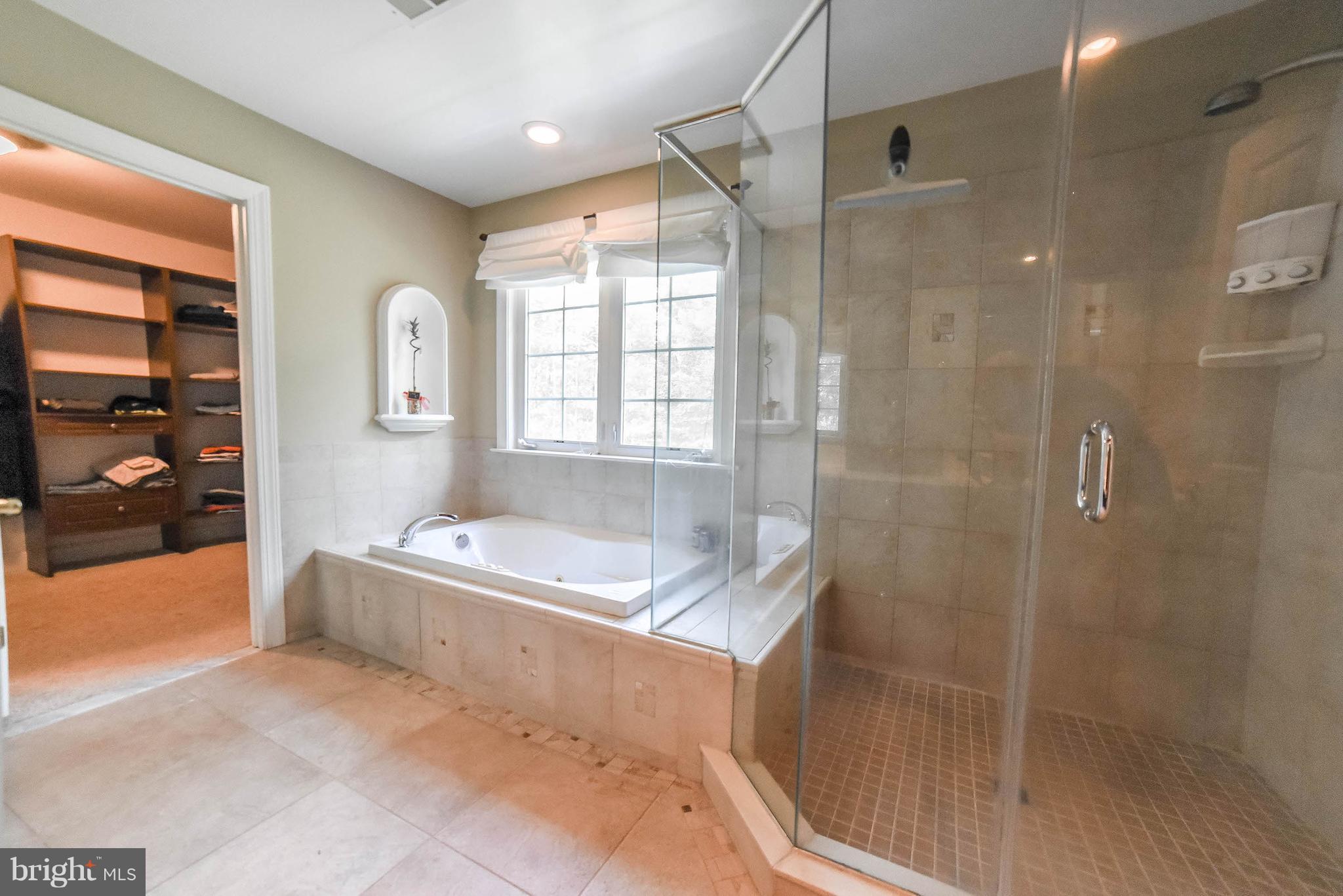 LEACHBURG - Residential