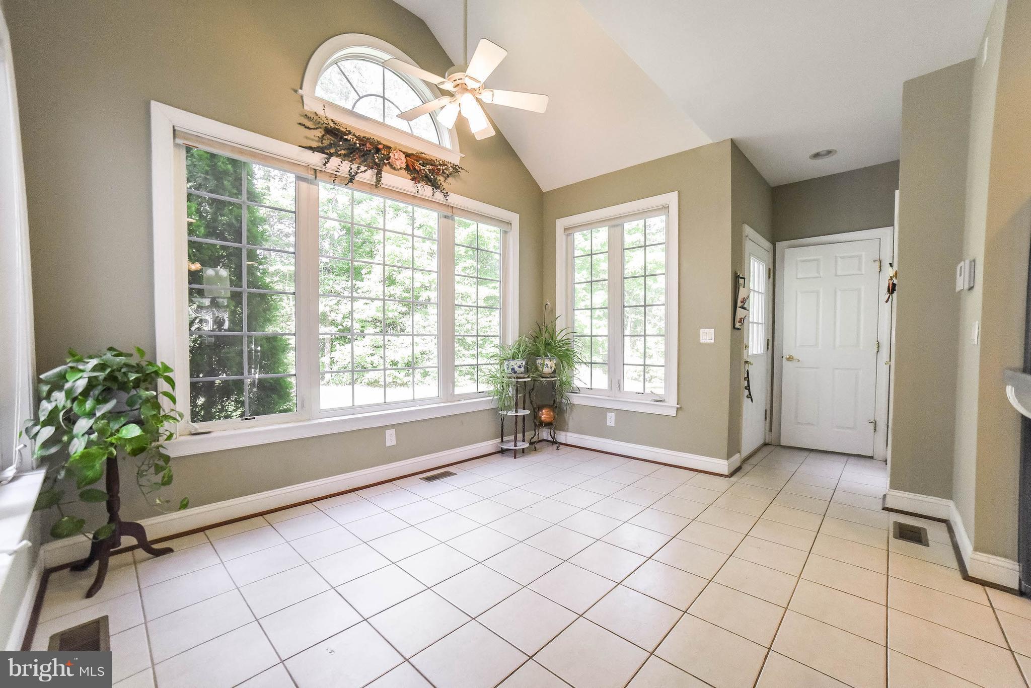 LEACHBURG - Residential