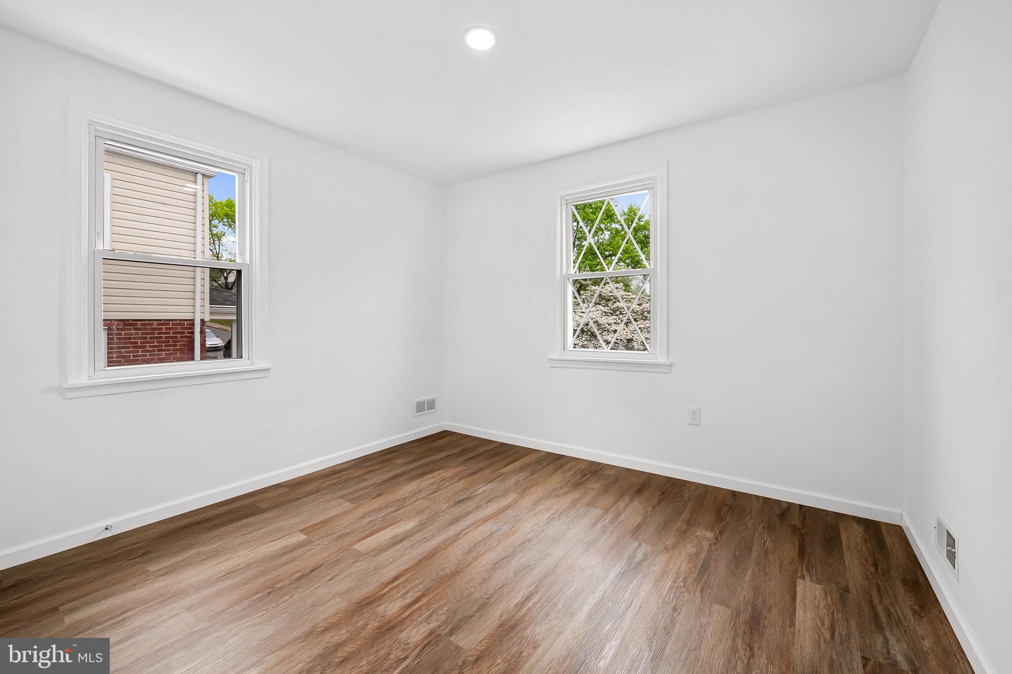 FRANKFORD - Residential