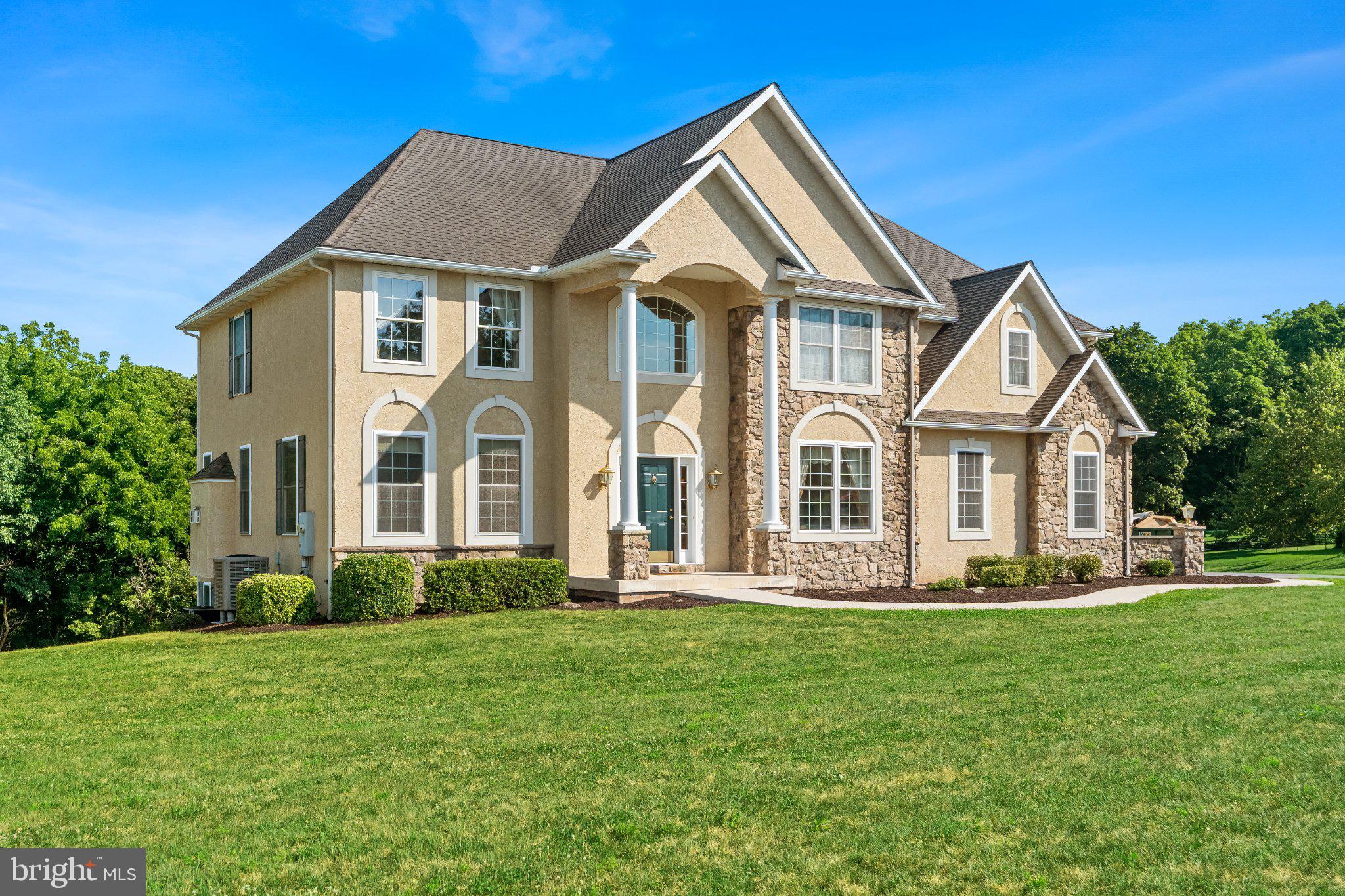 3940 WHITETAIL COURT