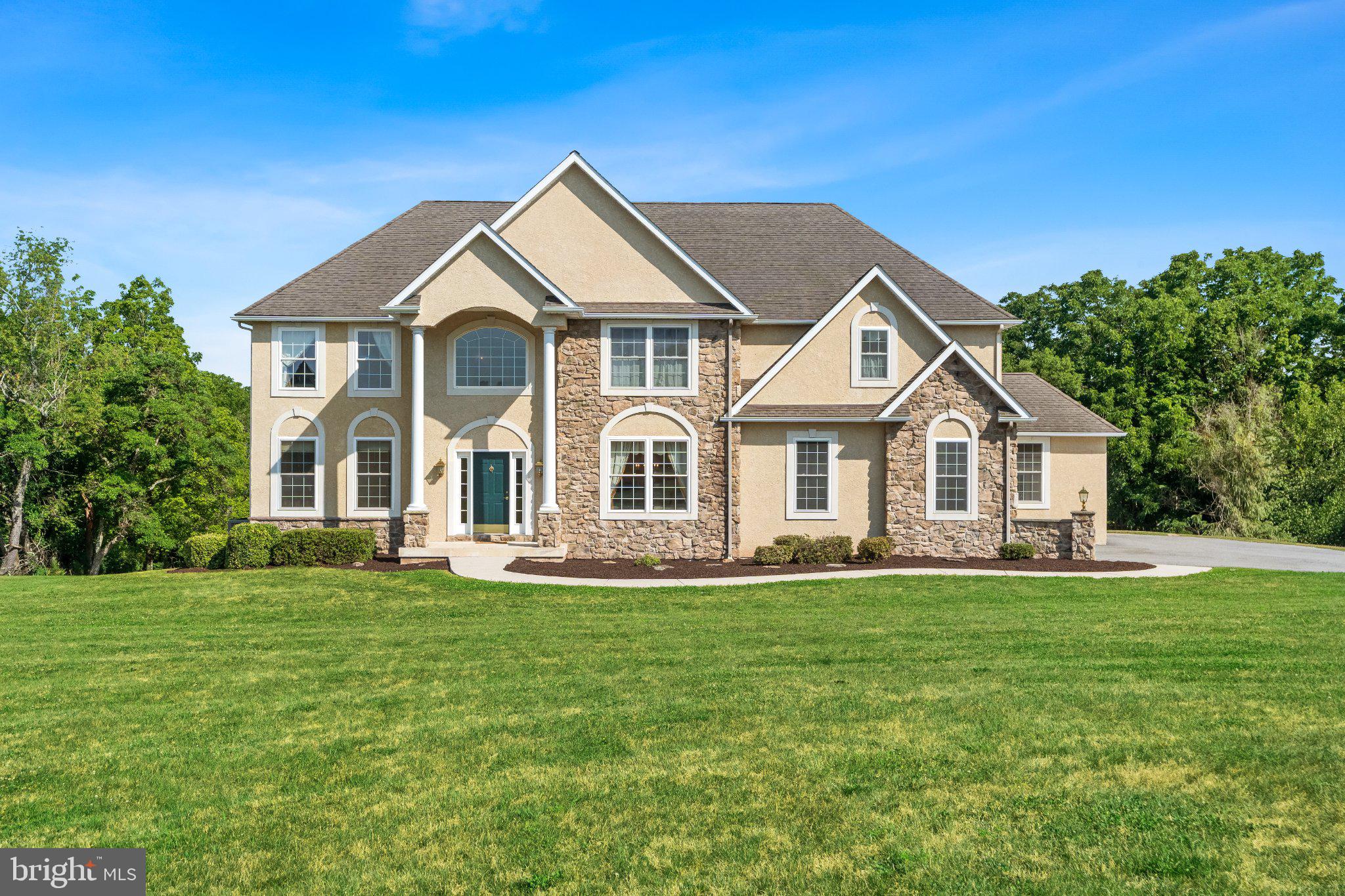 3940 WHITETAIL COURT