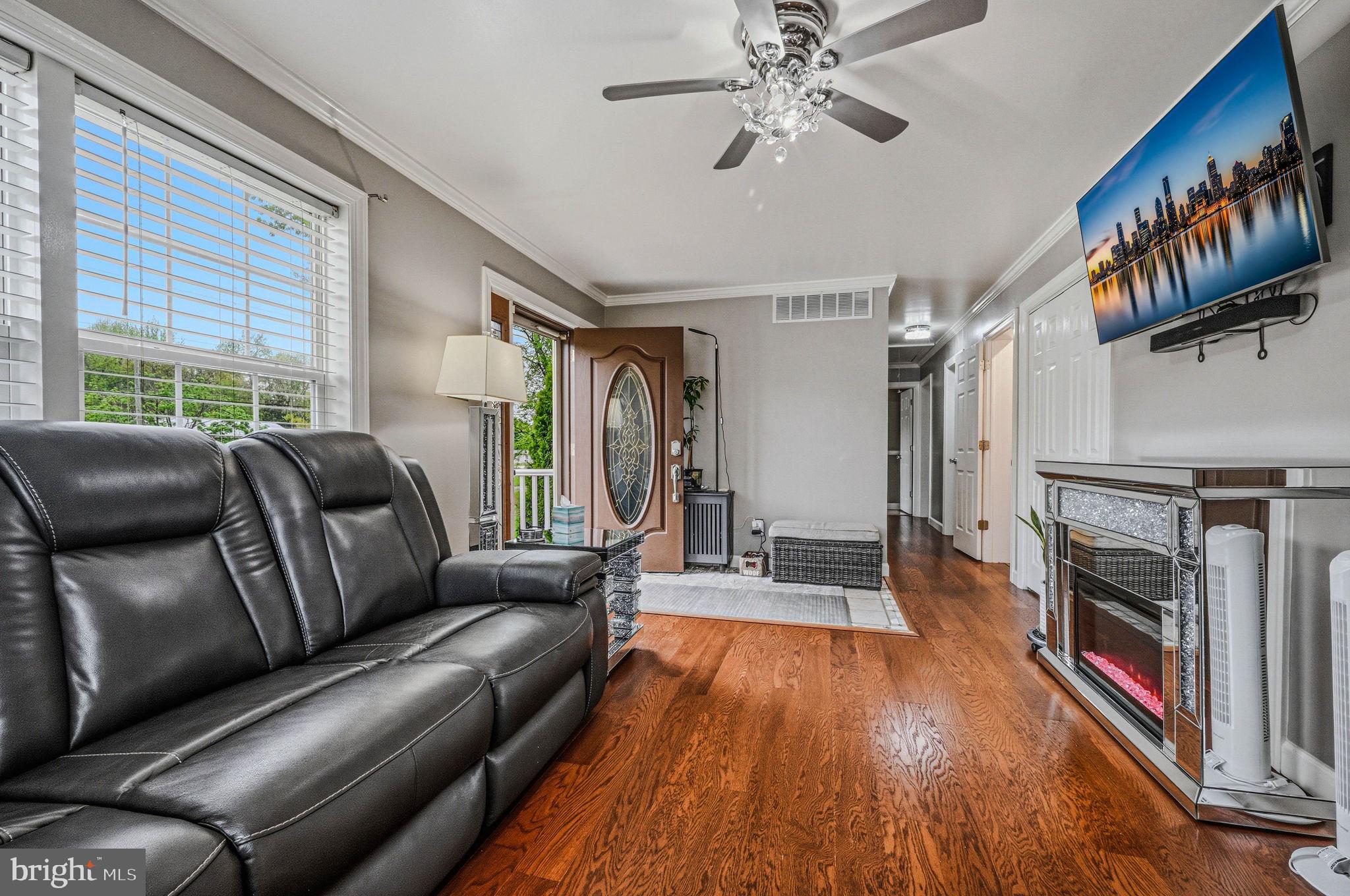31 LONGVIEW DRIVE - Photo 4