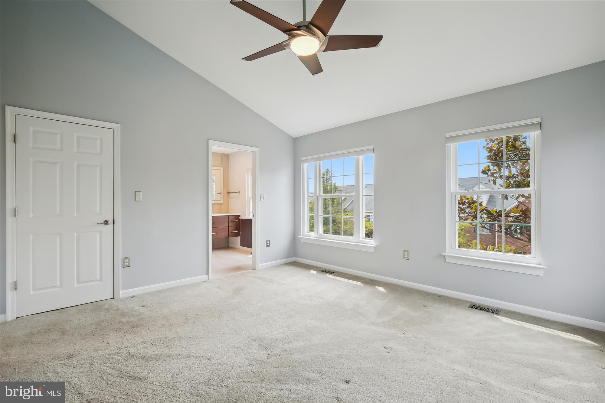 OLD TOWN GREENS - Residential Lease