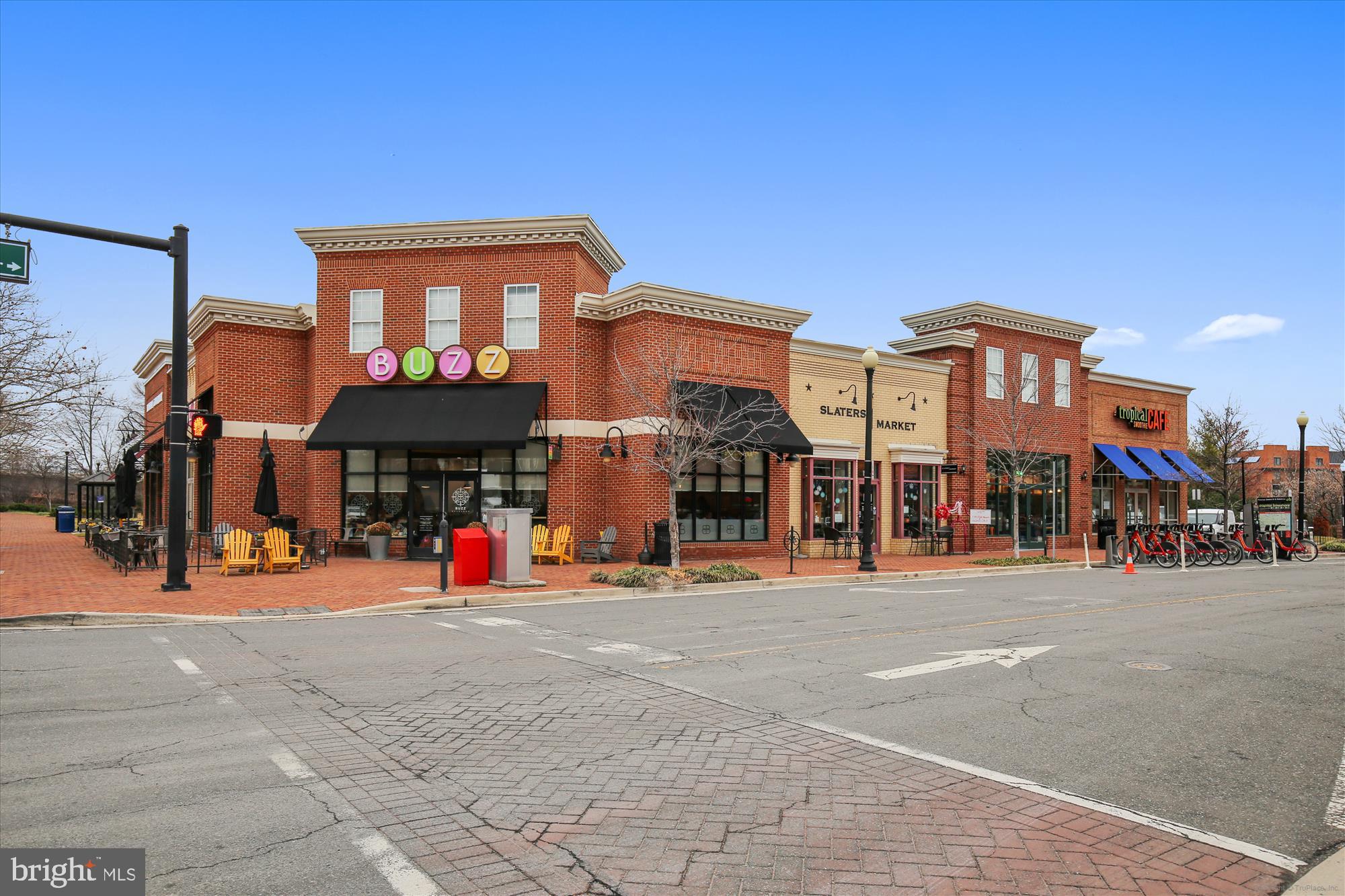 OLD TOWN GREENS - Residential Lease