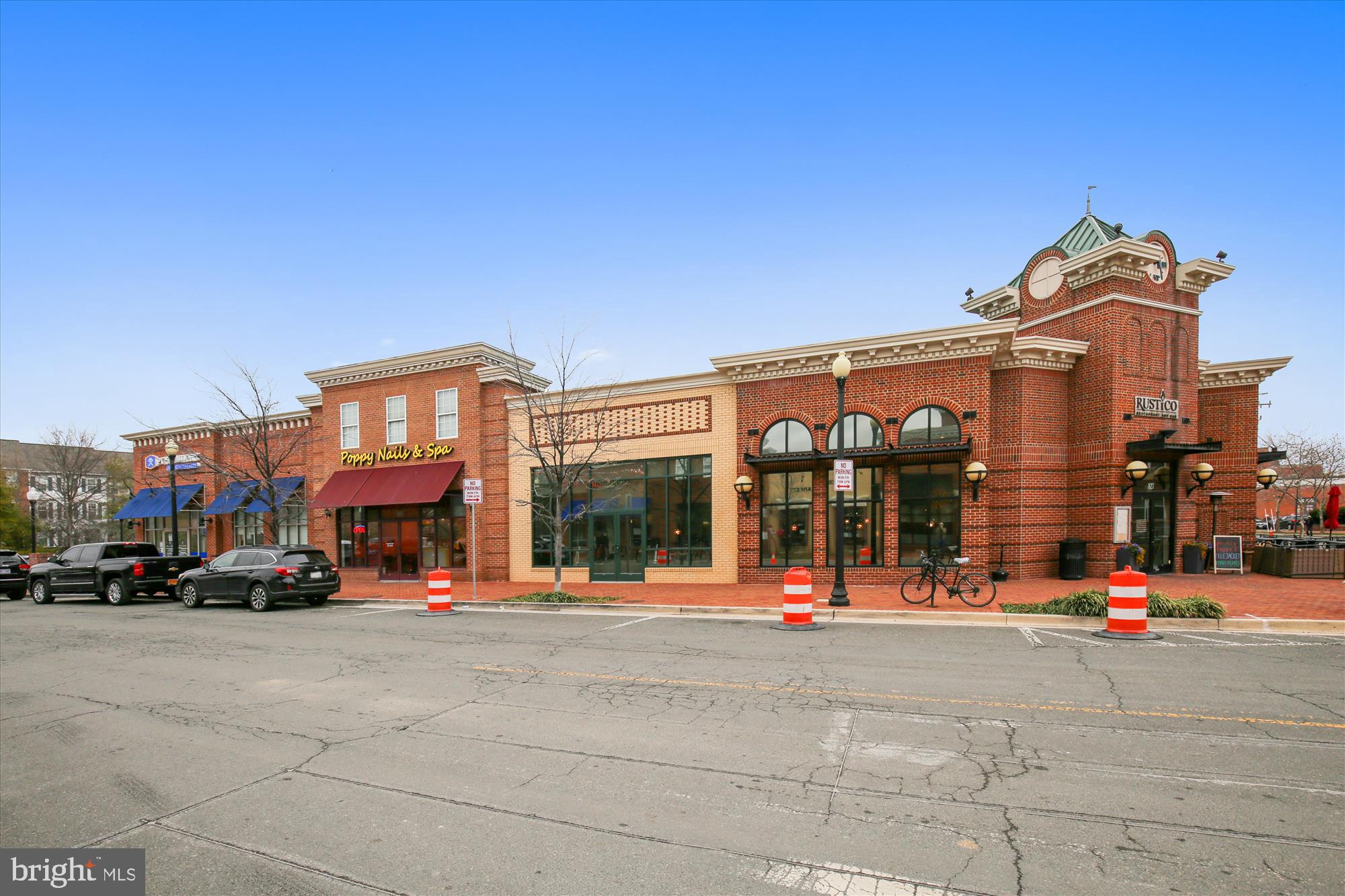 OLD TOWN GREENS - Residential Lease