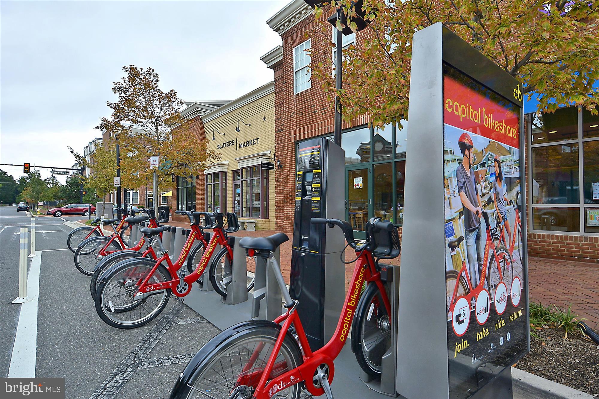 OLD TOWN GREENS - Residential Lease