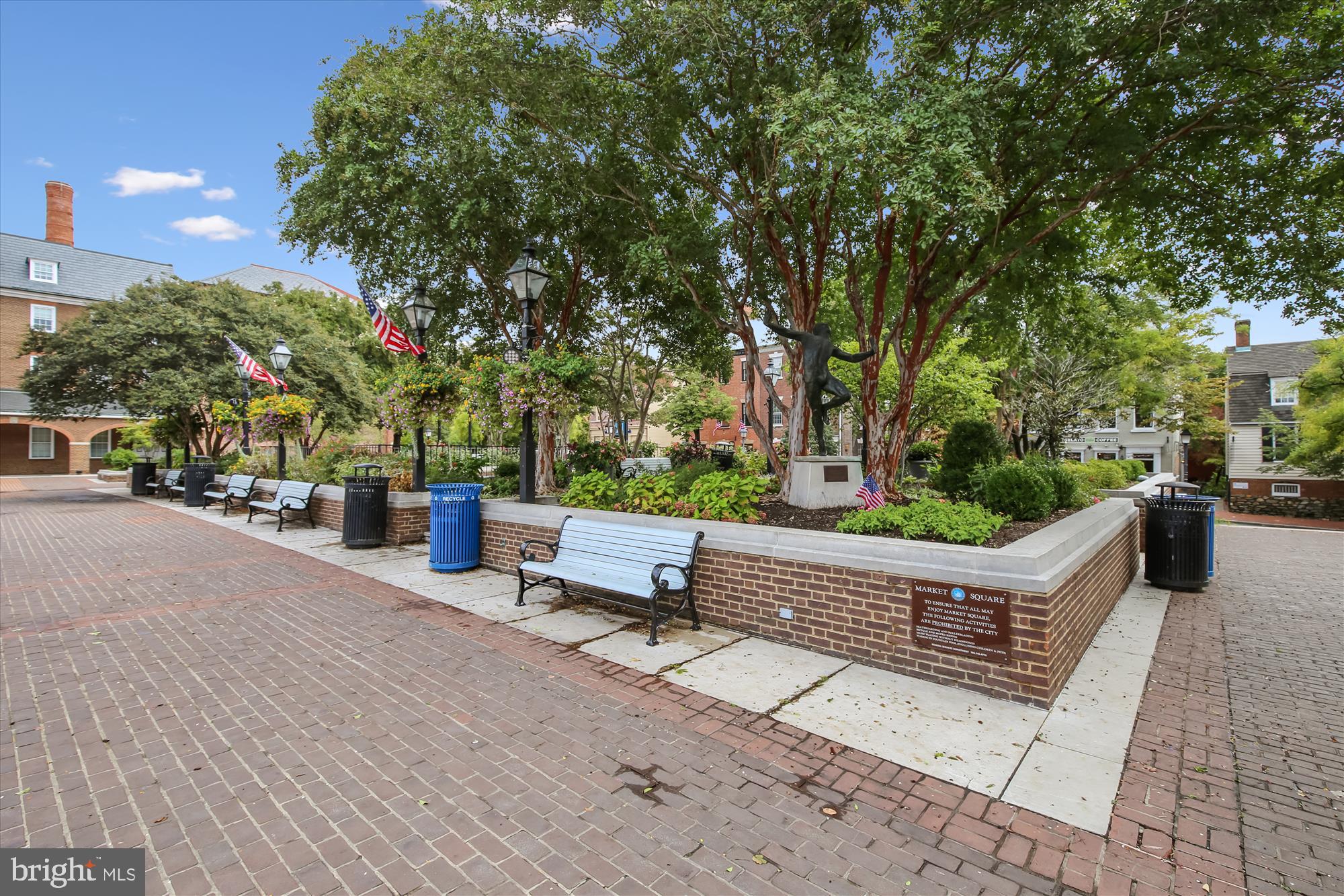 OLD TOWN GREENS - Residential Lease