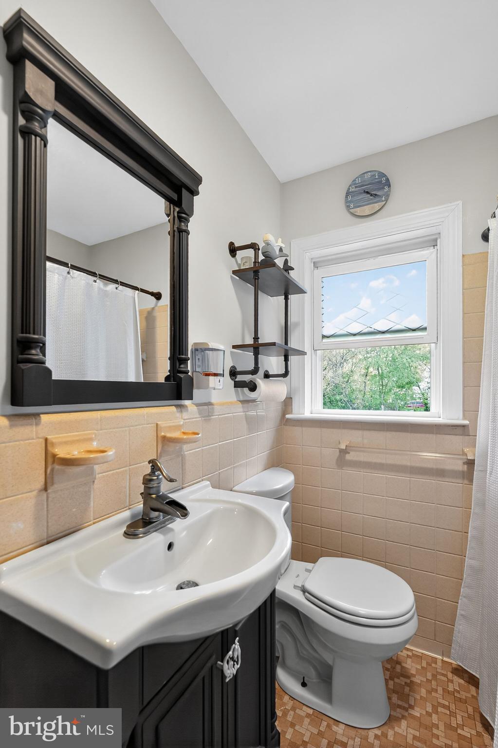 TOWN CREEK - Residential