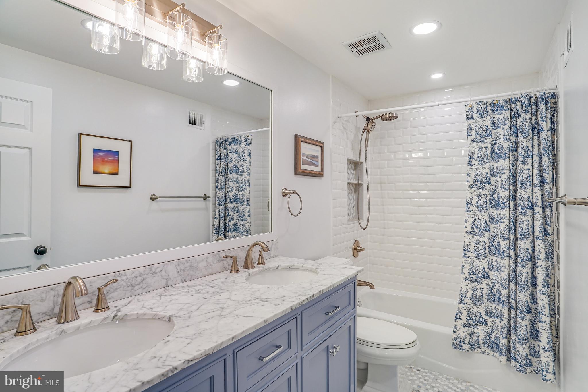 FOXVALE FARM - Residential