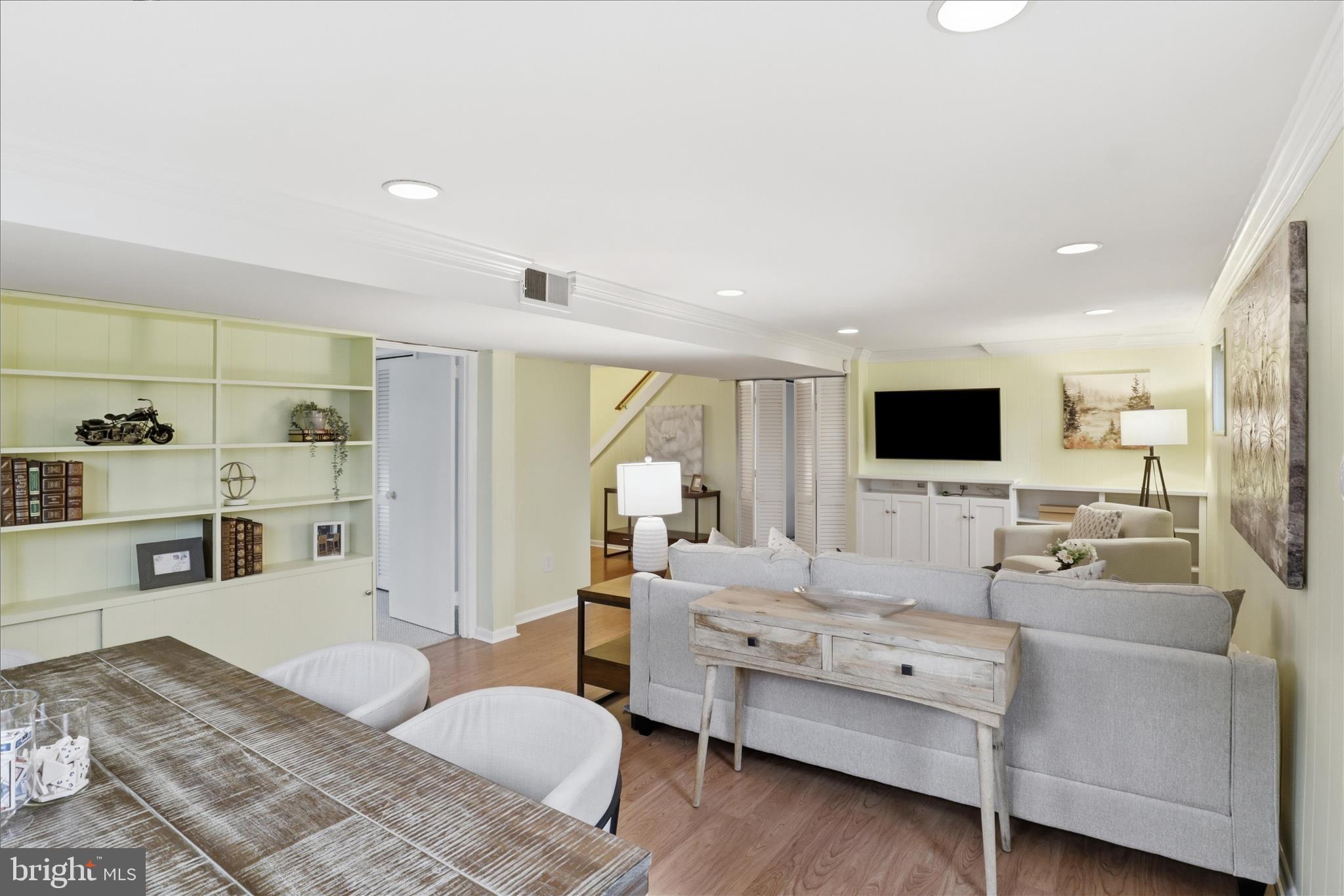 RAVENSWORTH - Residential