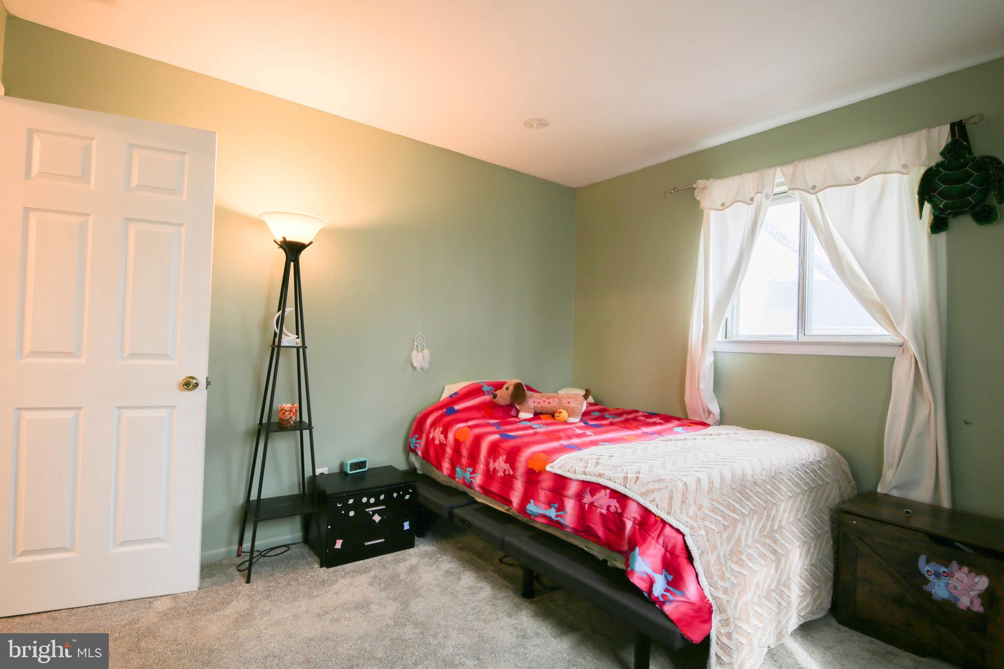 THOMAS ESTATES - Residential