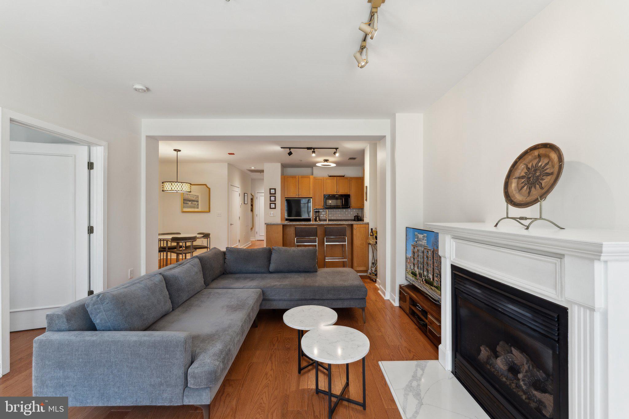 4025 CONNECTICUT AVENUE NW 205