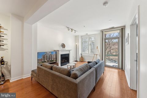 4025 CONNECTICUT AVENUE NW 205 WASHINGTON DC 20008