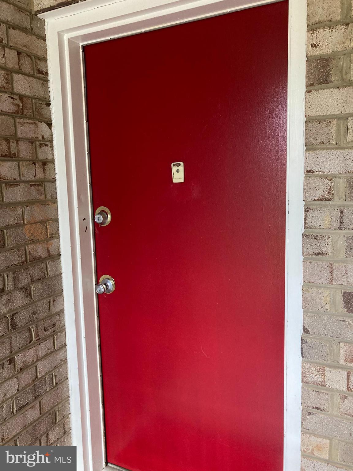 CHELSEA WOODS COURTS - Residential Lease