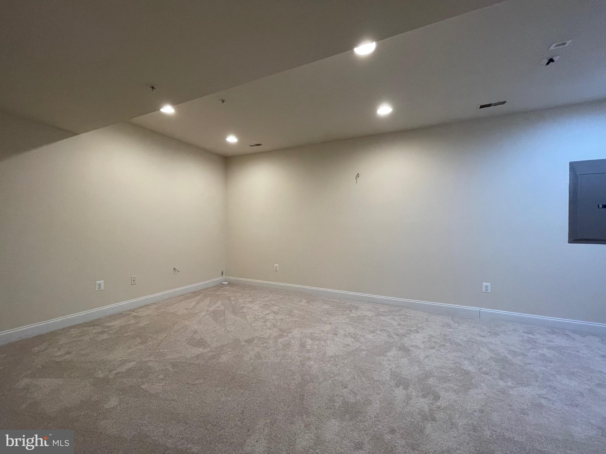 CLARKSBURG HEIGHTS - Residential Lease