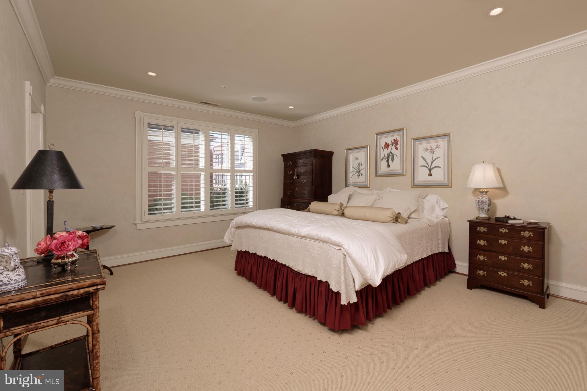 BACKYARD BOATS - Residential