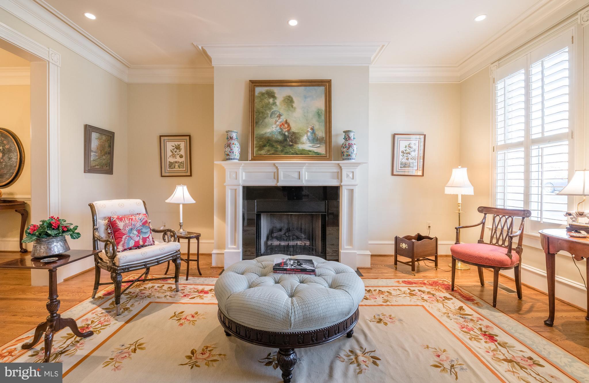 BACKYARD BOATS - Residential