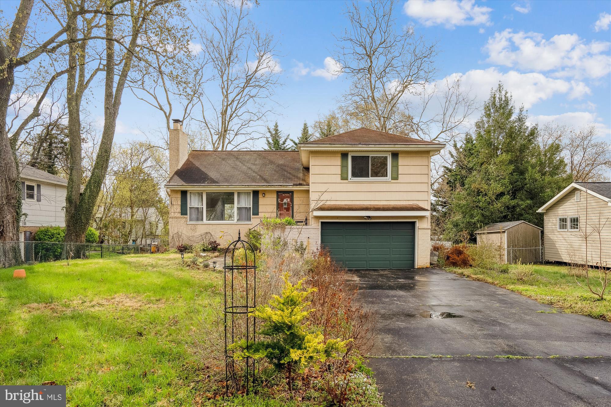 HILLSMERE ESTATES - Residential