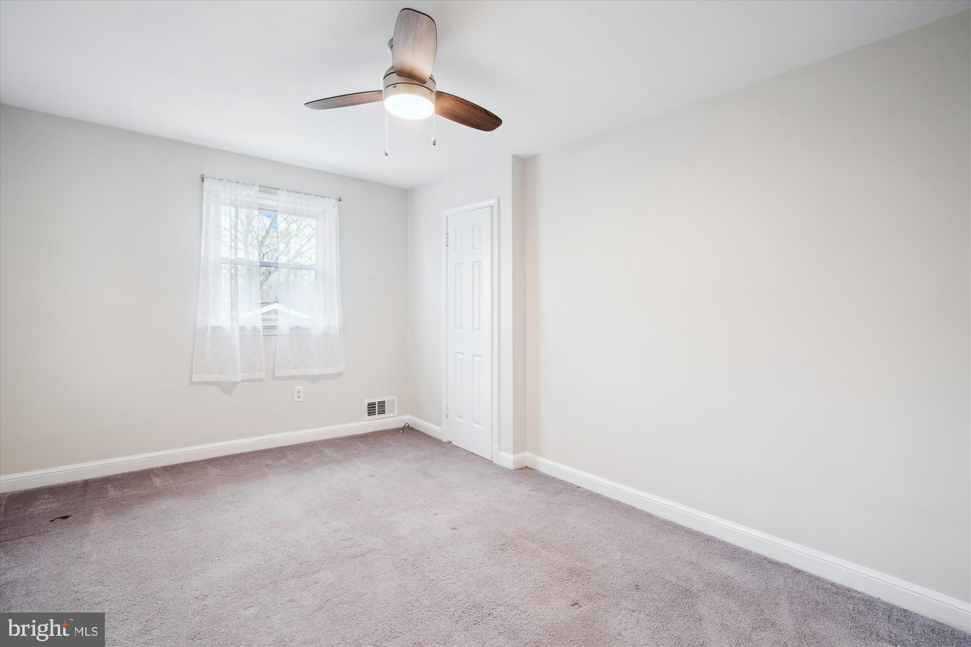 HILLSMERE ESTATES - Residential