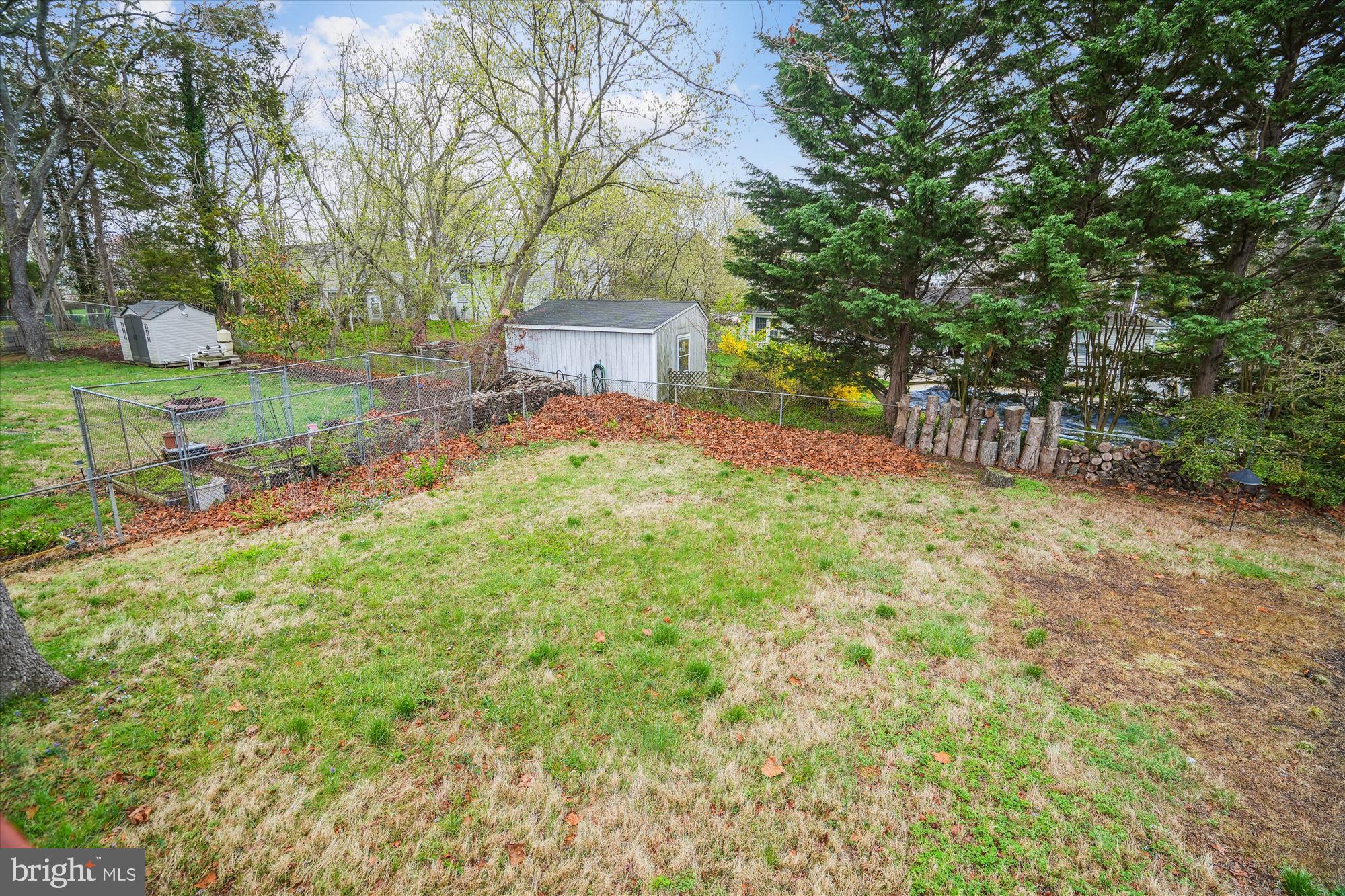 HILLSMERE ESTATES - Residential
