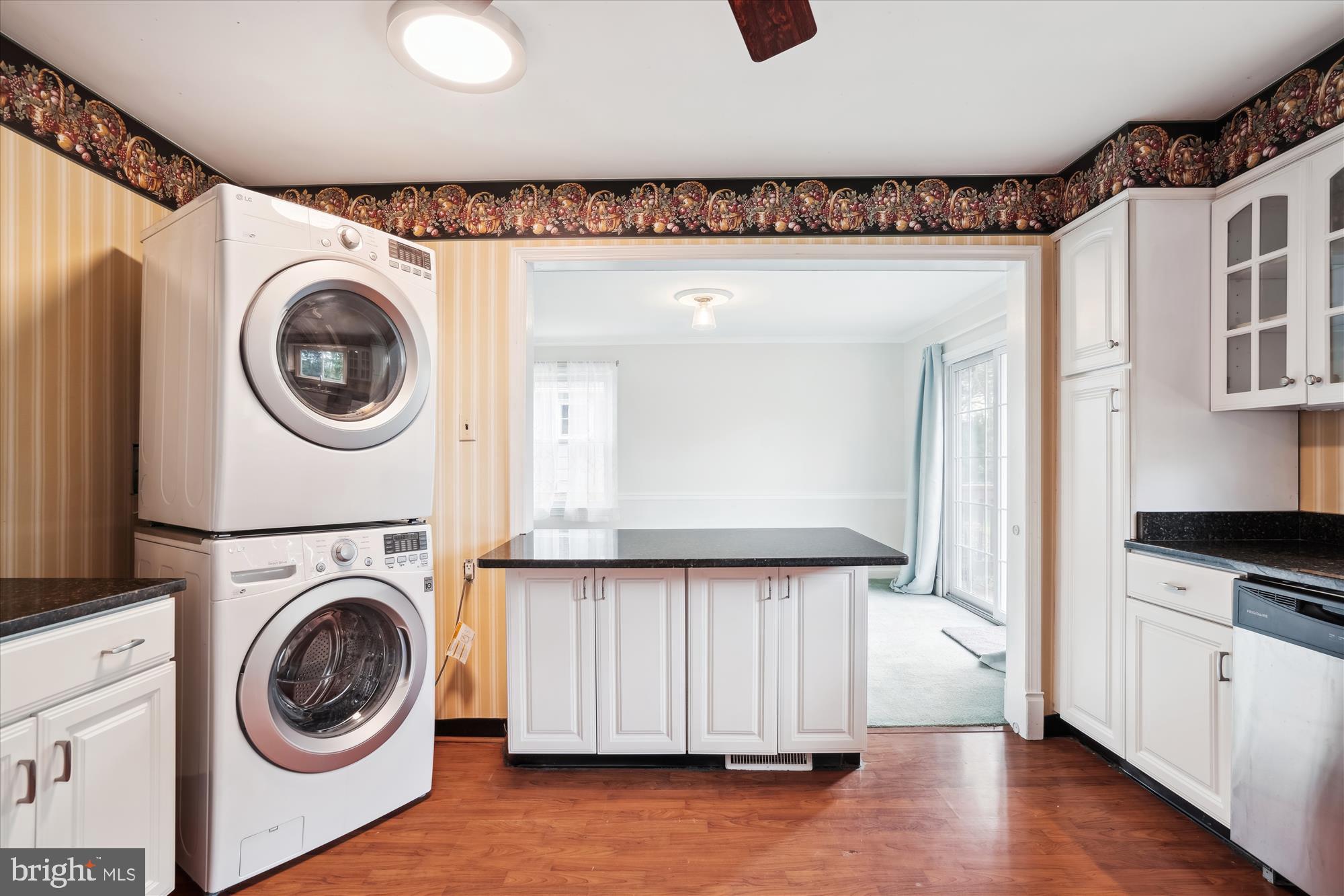 HILLSMERE ESTATES - Residential