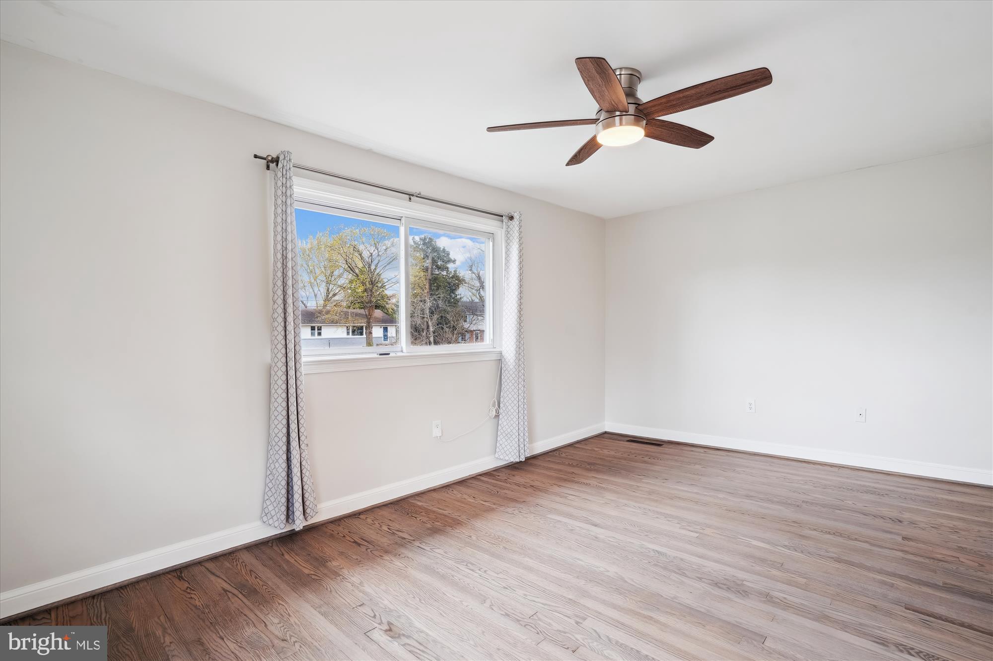 HILLSMERE ESTATES - Residential