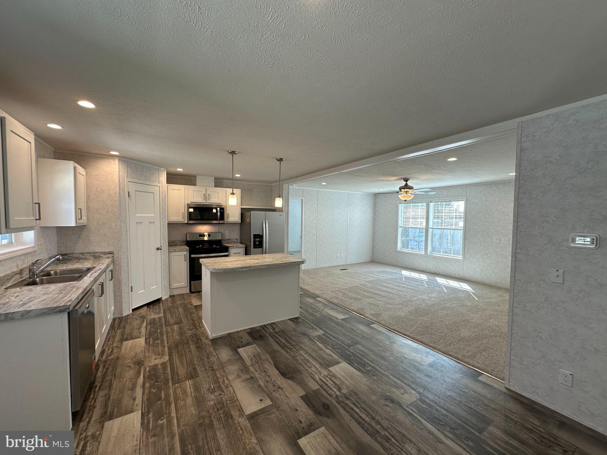 1365 RED HILL ROAD 18