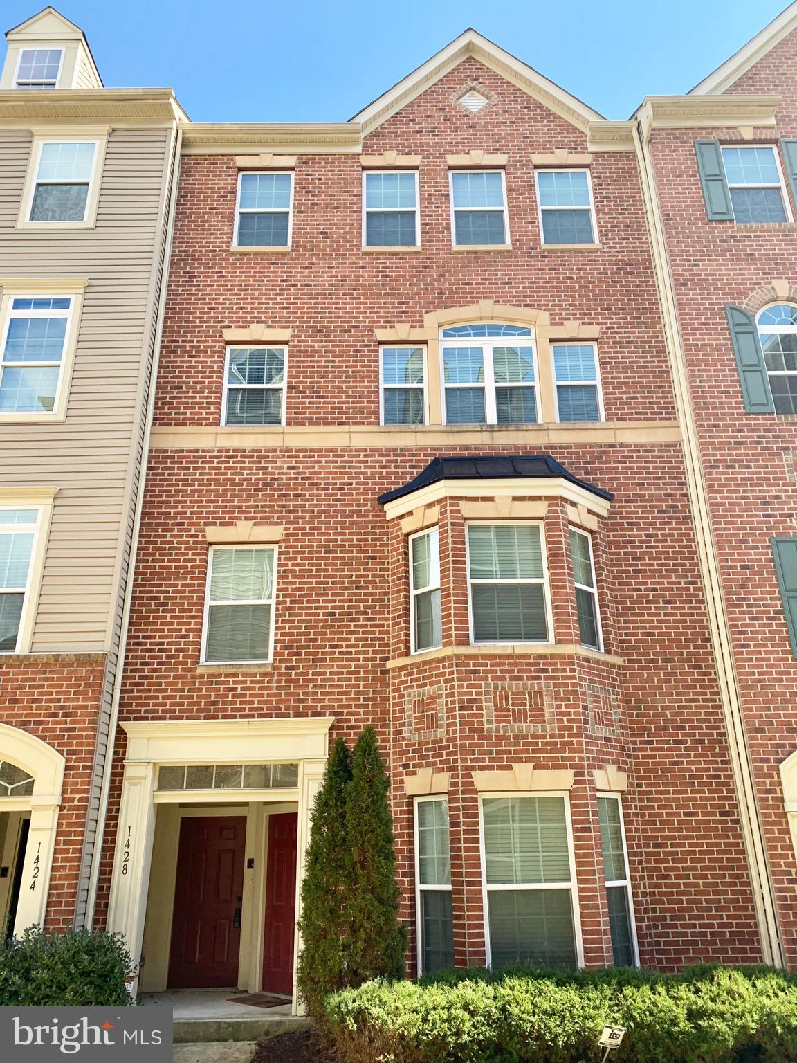 2 level townhouse with 1 car garage. Almost new!!! Beautiful bay window, all brick front. 3 bedroom, 2.5 bath. HUGE walk closets (2) in master, tray ceiling, sitting area by bay window, Spa like master bath with soaking tub, separate shower and linen closet. 2nd and 3rd bedrooms are great size too with full 2nd bath. Laundry room on bedroom level. Low HOA/condo fee. Near rt 97 and 100, shopping, dining, Ft Meade, etc