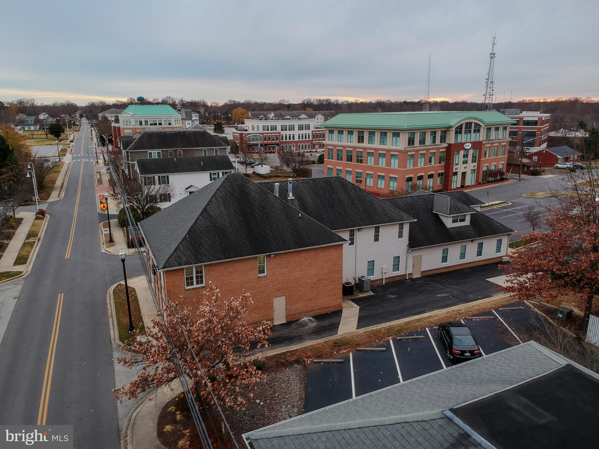 200 HOWARD STREET 200