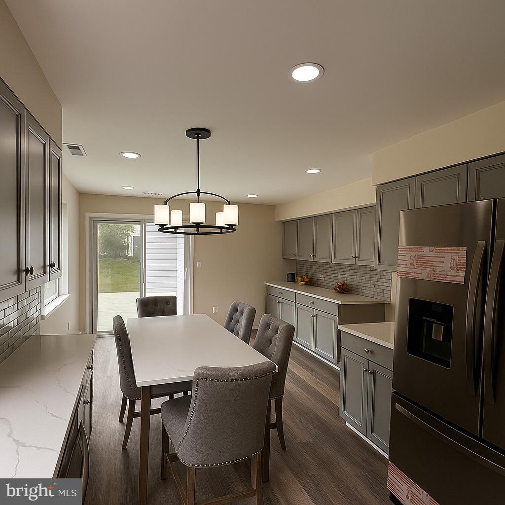 TANTALLON ON THE POTOMAC - Residential