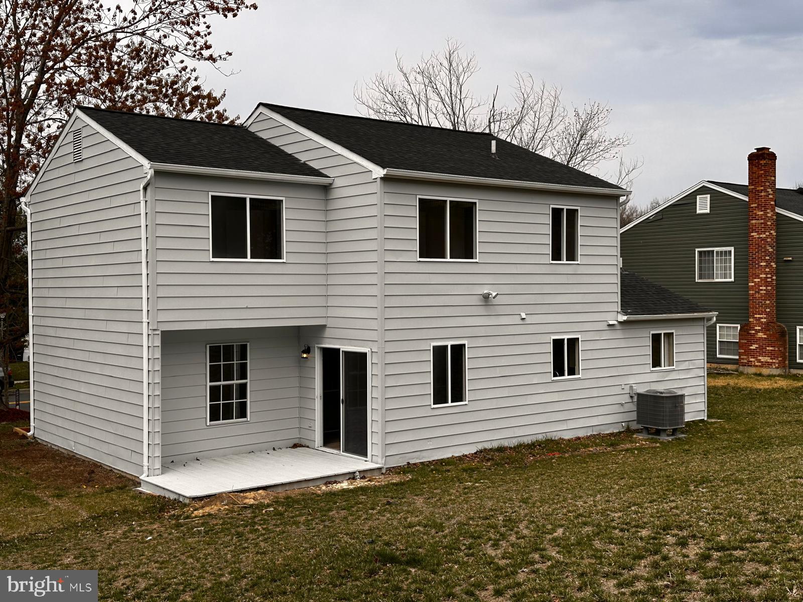 TANTALLON ON THE POTOMAC - Residential