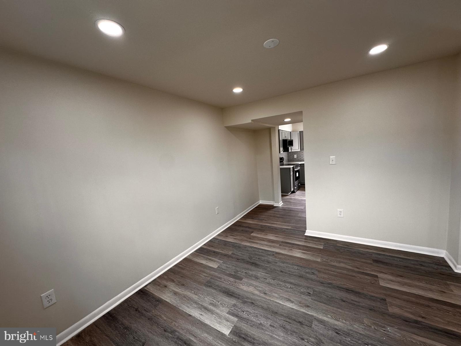 TANTALLON ON THE POTOMAC - Residential