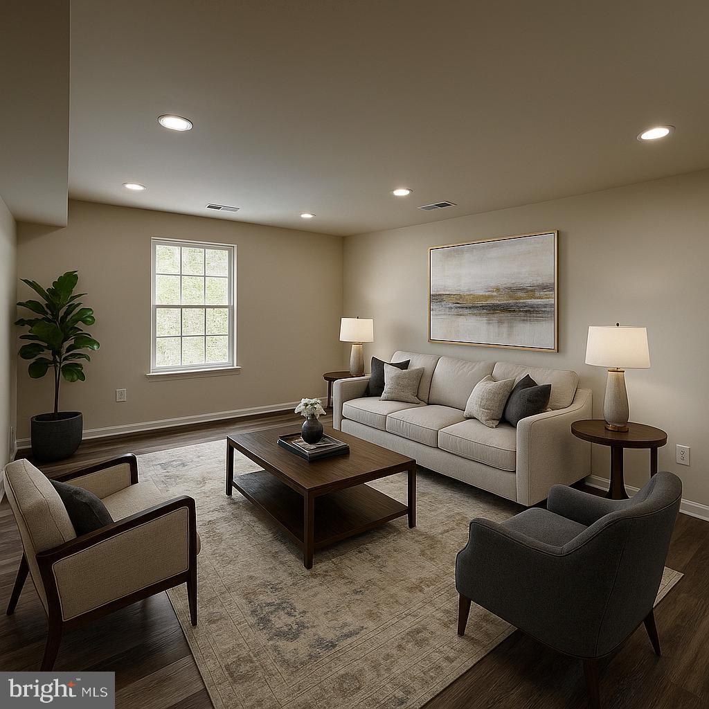 TANTALLON ON THE POTOMAC - Residential