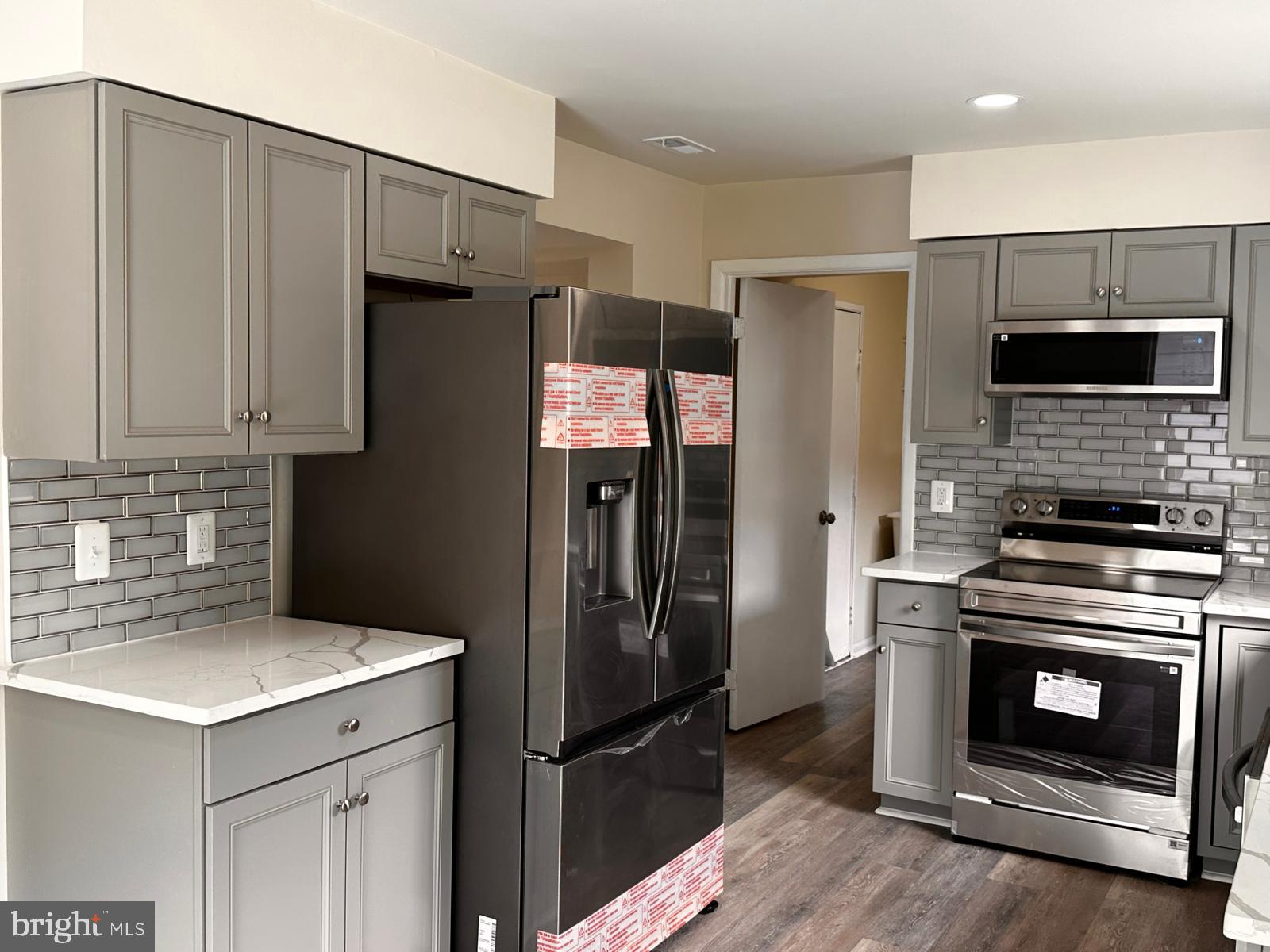 TANTALLON ON THE POTOMAC - Residential