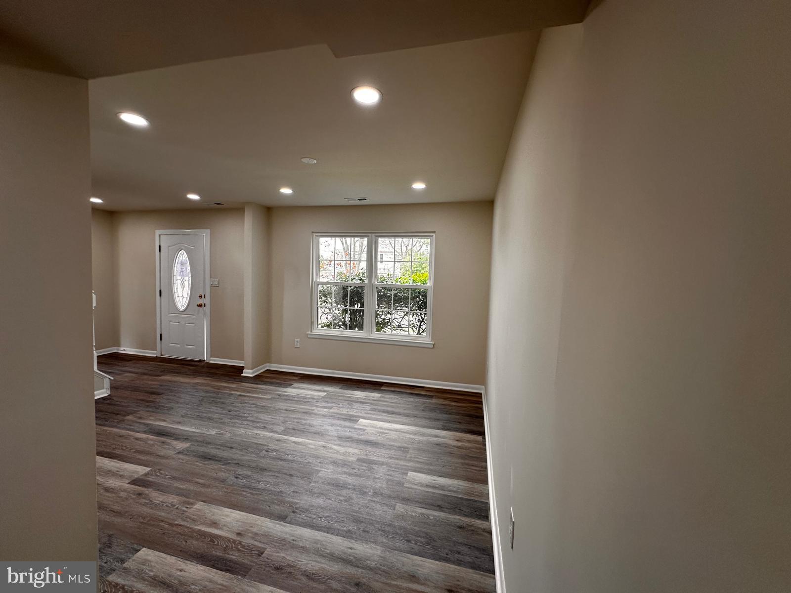 TANTALLON ON THE POTOMAC - Residential