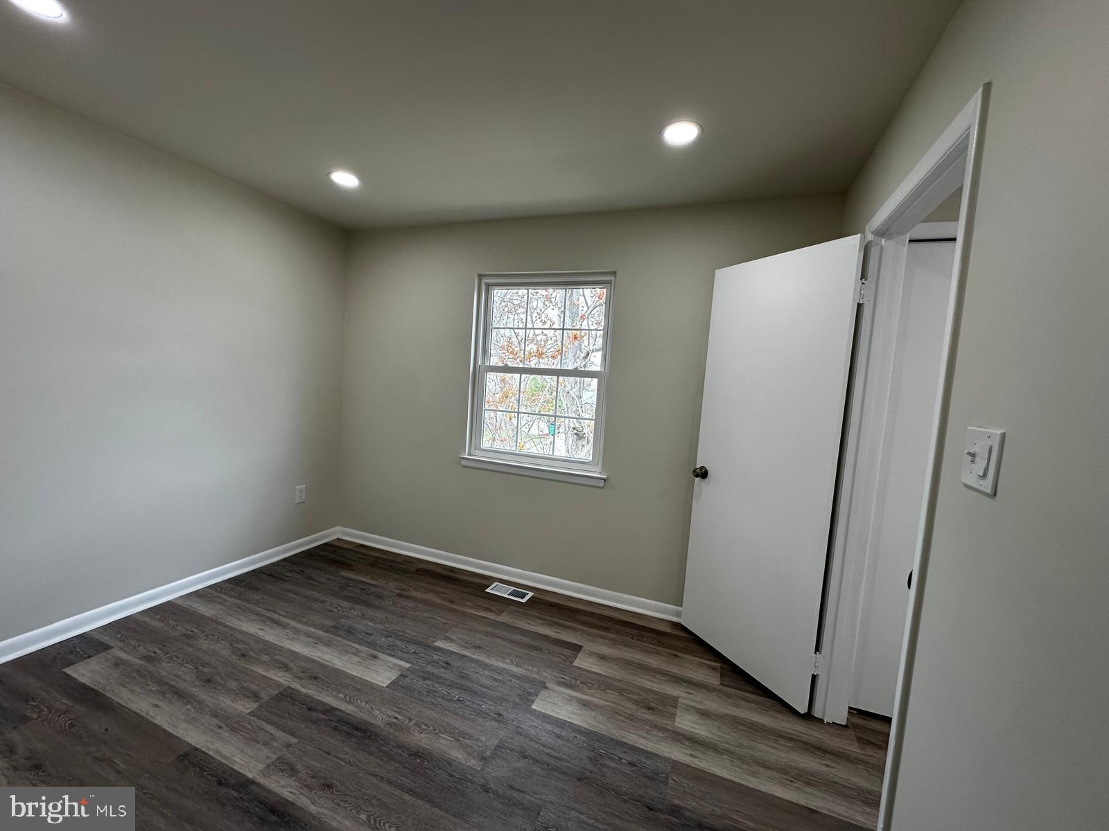 TANTALLON ON THE POTOMAC - Residential