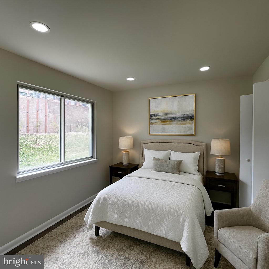 TANTALLON ON THE POTOMAC - Residential