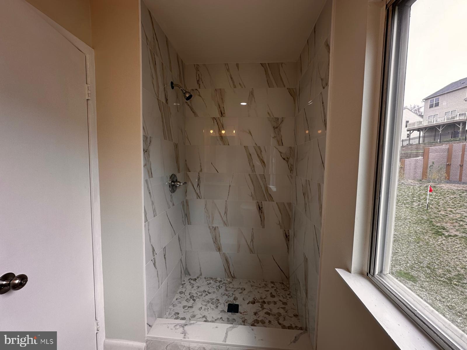 TANTALLON ON THE POTOMAC - Residential