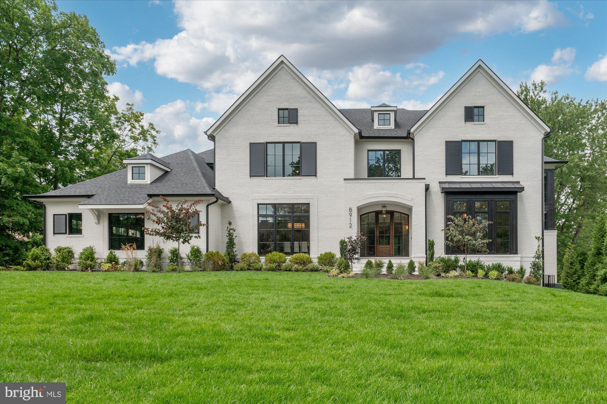8912 GALLANT GREEN DRIVE