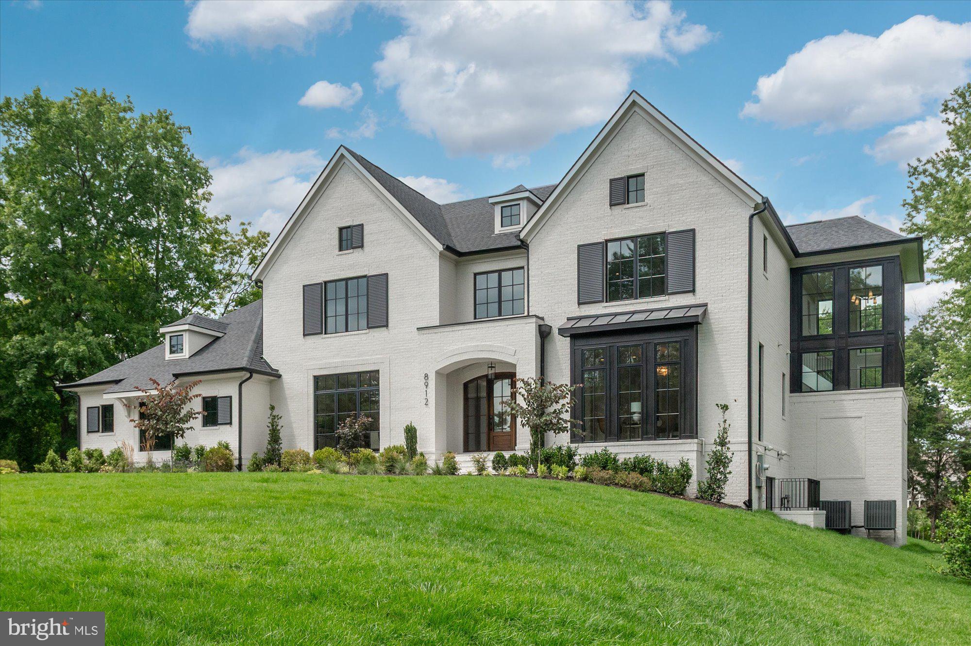 8912 GALLANT GREEN DRIVE
